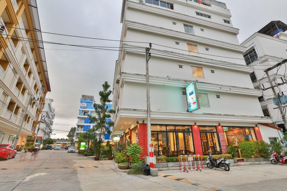 Thai Siam Patong Exterior photo