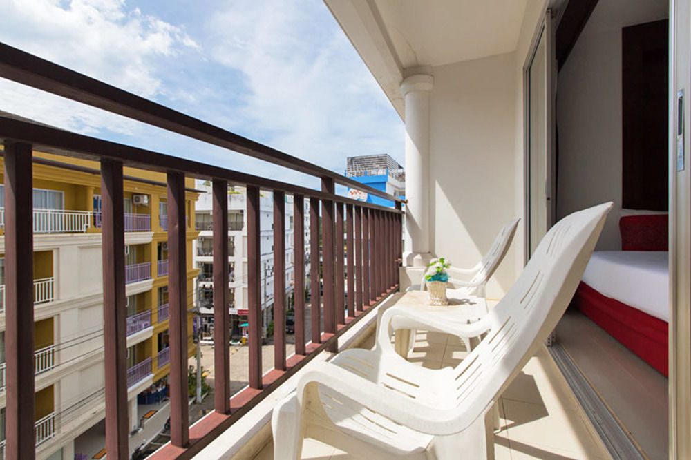 Thai Siam Patong Exterior photo
