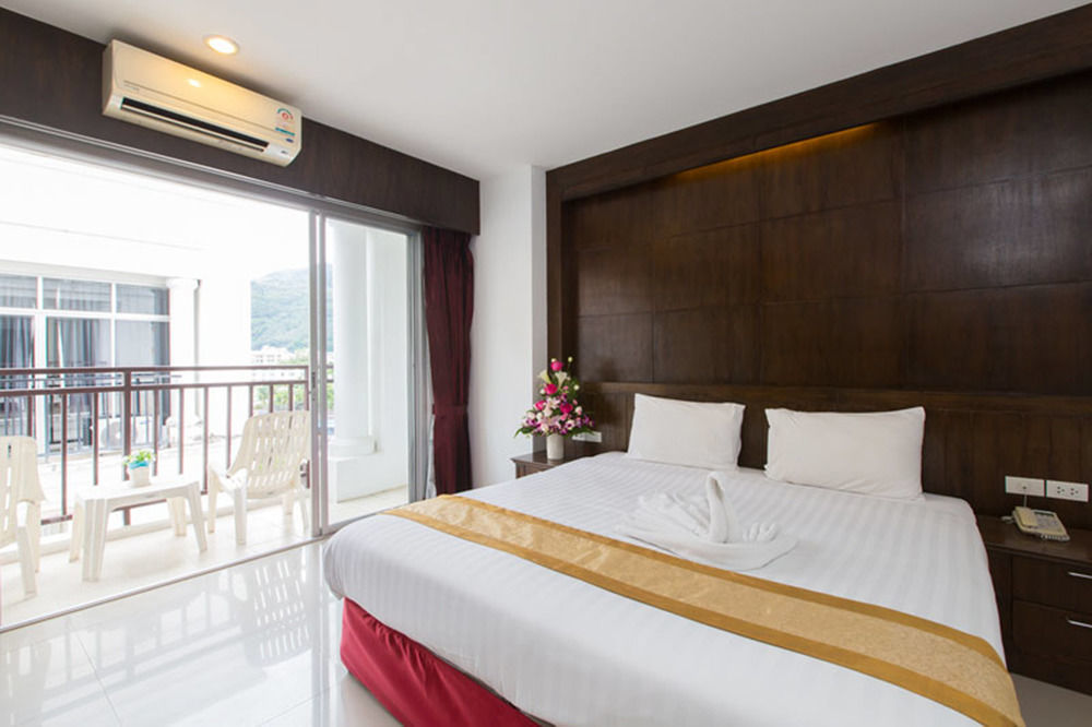 Thai Siam Patong Exterior photo